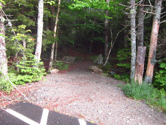 The Beech Mountain Loop trailhead at the end of Beech Hill Road