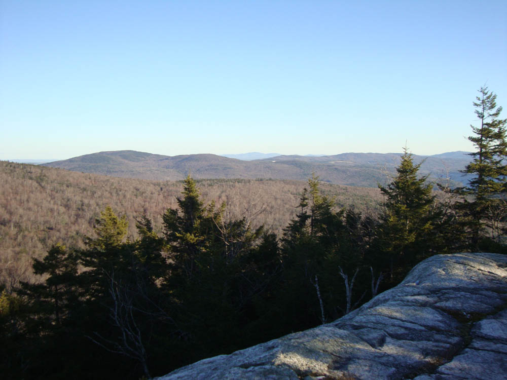 Escape to Crosby Mountain: Your New Hampshire Adventure Awaits
