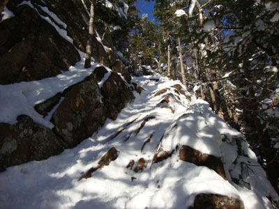 Looking up the chimney bypass on the way to Mt. Osceola
