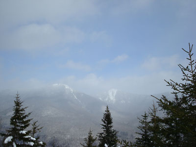 Looking at Mt. Liberty and Mt. Flume from the Mt. Pemigewasset summit - Click to enlarge