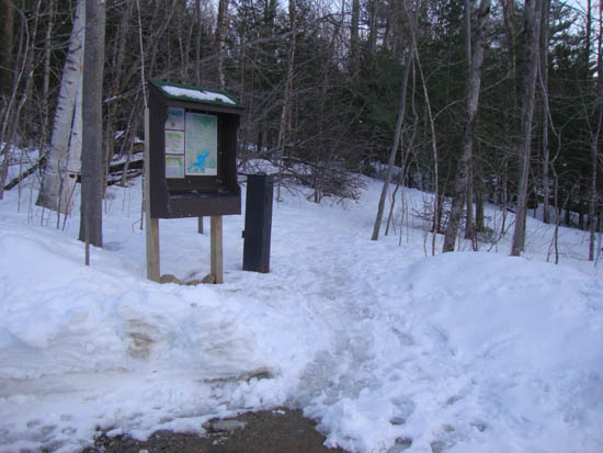 The Old Bridle Path trailhead at the back of the parking area