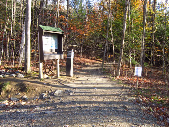 The Old Bridle Path trailhead at the back of the parking area