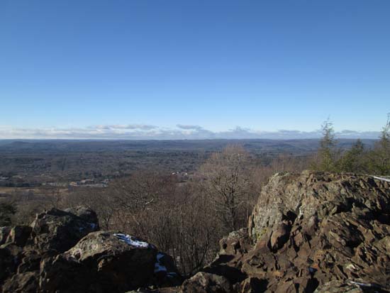 Looking northwest from Talcott Mountain - Click to enlarge