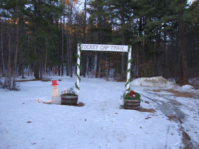 Jockey Cap Trail trailhead