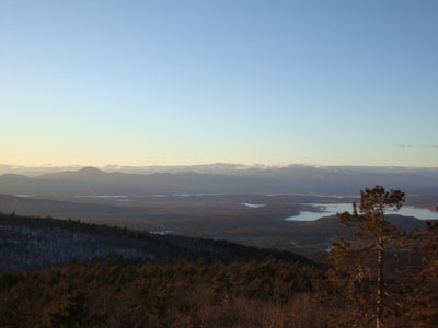 Looking northwest from the Pleasant Mountain summit at Kearsarge North Mountain (left) and the Presidentials - Click to enlarge