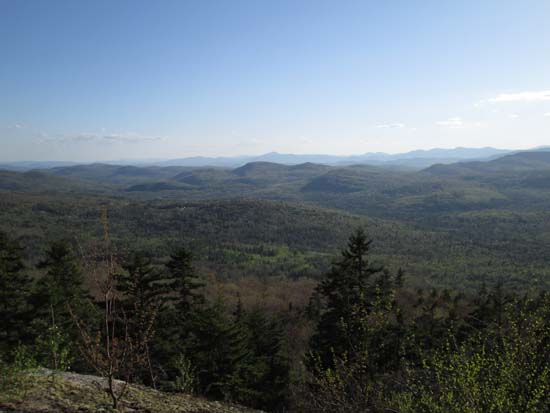 Looking southwest from the top Round Mountain vista - Click to enlarge