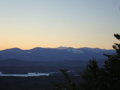 Looking at Mt. Washington from the Sabattus Mountain ledges - Click to enlarge