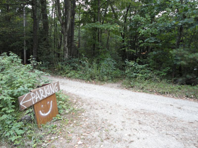 The Roaring Falls Trail trailhead