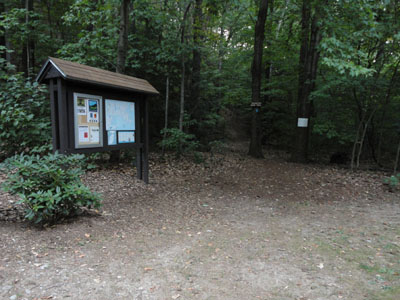 The Pocumtuck Ridge Trail trailhead on the Sugarloaf auto road