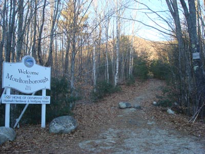 Bald Knob Trail trailhead