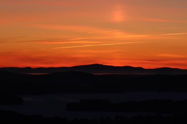 The sunrise from Bald Ledge - Click to enlarge