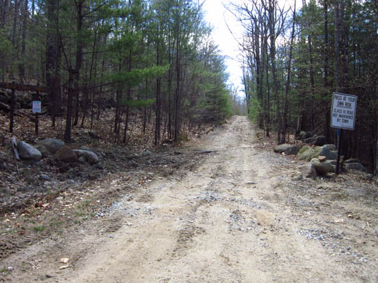 The start of the Bald Ledge Trail at the end of the maintained portion of Sky Pond Road