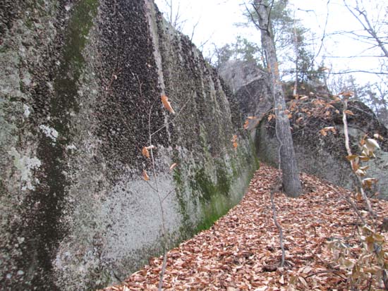 Looking up the Skull Cairn Trail below the entrance to the chimney