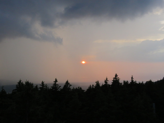 The sunset as seen from the Belknap Mountain fire tower - Click to enlarge