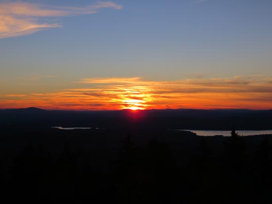 The sunset as seen from the Belknap Mountain fire tower - Click to enlarge