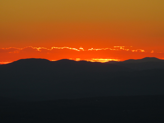 The sunset as seen from the Belknap Mountain fire tower - Click to enlarge