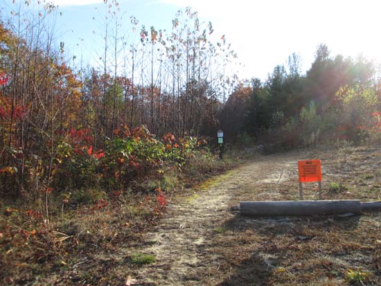 The East Gilford-Fire Road trailhead at the end of Wood Road