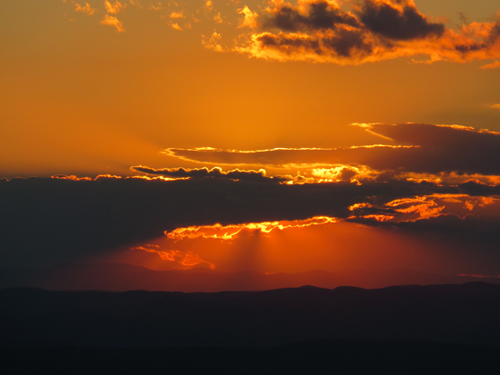 The sunset as seen from the Black Mountain ledges - Click to enlarge