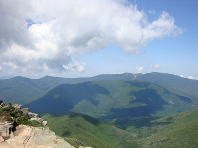 Looking at Owl's Head and the Franconia Ridge from near the Bondcliff summit - Click to enlarge