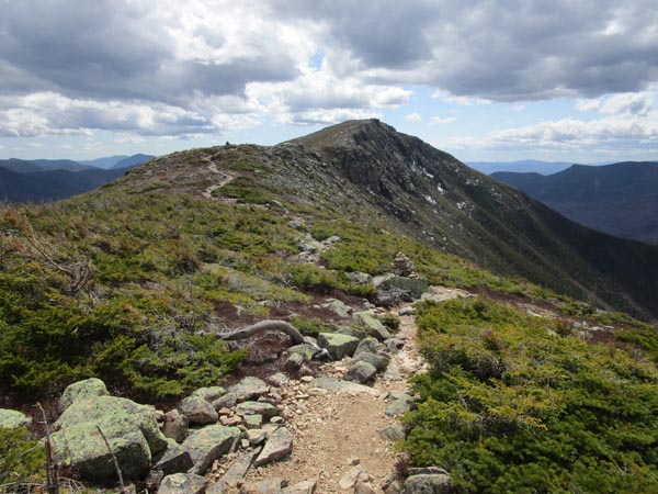 Looking up the Bondcliff Trail at Bondcliff