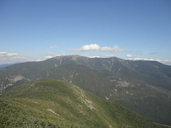Looking at the Franconia Ridge from the Cannon Mountain observation tower - Click to enlarge