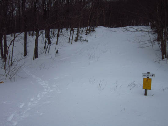 Kinsman Ridge Trail trailhead near the base of the tramway