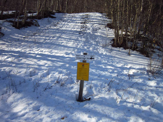 Kinsman Ridge Trail trailhead near the base of the tramway