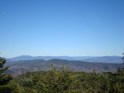 Looking at the Franconia Ridge and Mount Washington from the Carr Mountain summit - Click to enlarge