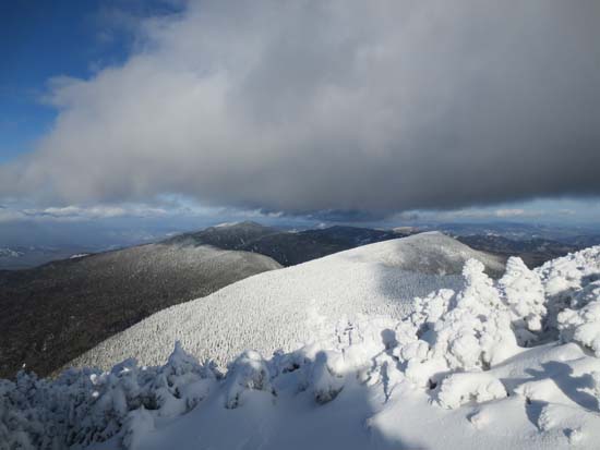 Looking at Mt. Hight and the Carters from near the summit of Carter Dome - Click to enlarge
