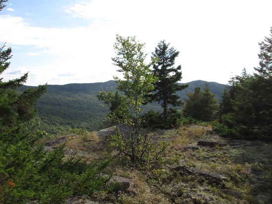 The southwestern ledges of Doublehead Mountain - North Peak
