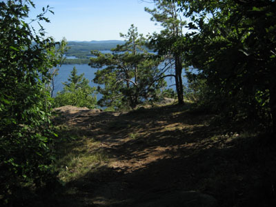 The Ridge Trail to East Rattlesnake