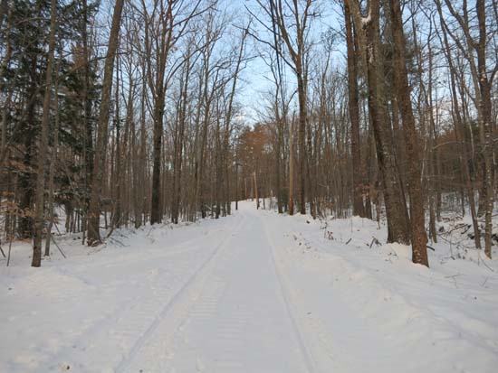 The beginning of the access road to Fort Mountain