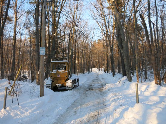 The beginning of the access road to Fort Mountain