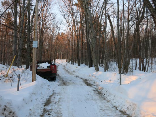 The beginning of the access road to Fort Mountain
