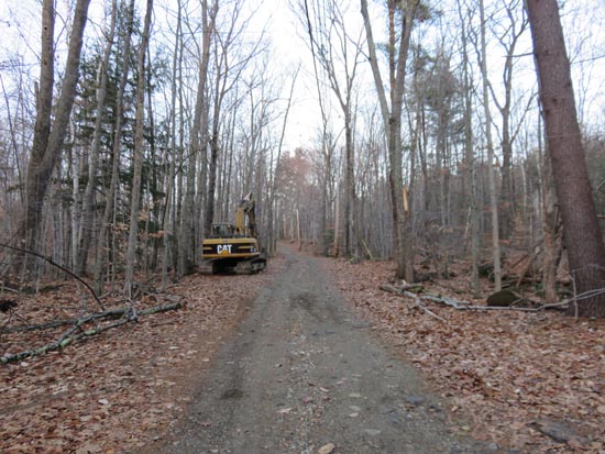 The beginning of the access road to Fort Mountain