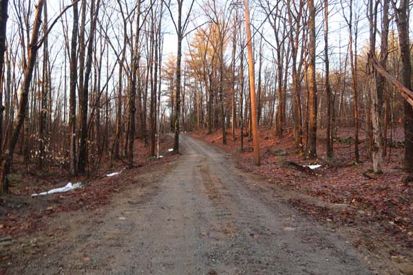 The beginning of the access road to Fort Mountain