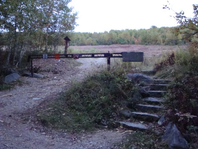 The Foss Mountain Trail trailhead next to the seasonal portion of Foss Mountain Road