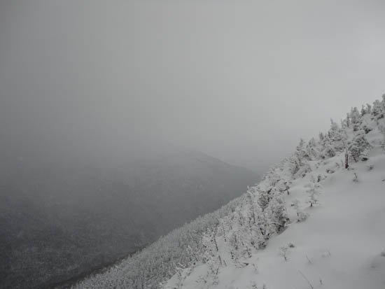 Looking south from the Galehead Mountain vista - Click to enlarge