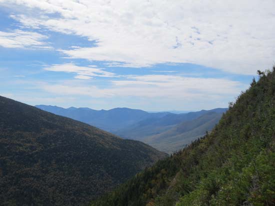 Looking south from near the summit of Galehead - Click to enlarge