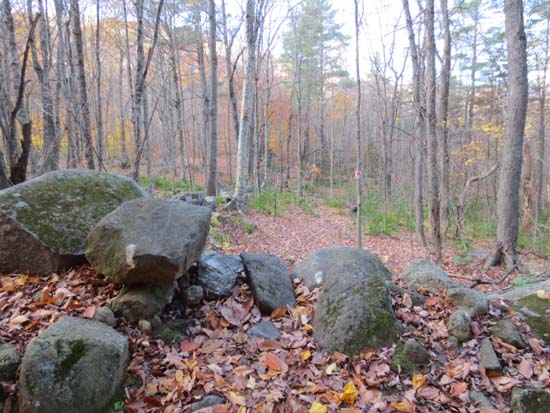 The Metacomet-Monadnock crossing on Old Mill Road