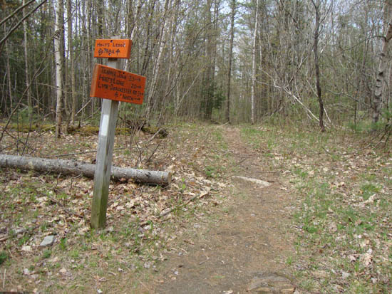 The Holts Ledge Trail trailhead on Goose Pond Road