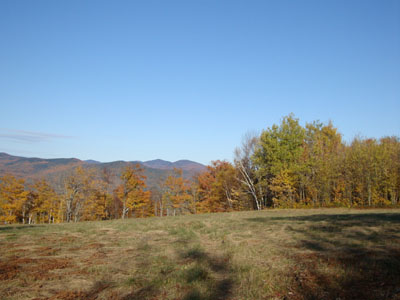 Looking across the fields near the beginning of the trail to Iron Mountain