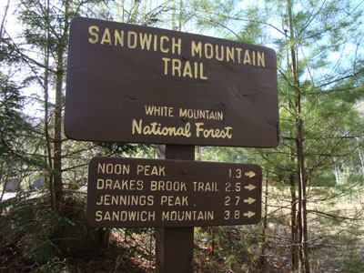 The Sandwich Mountain Trail trailhead near Route 49