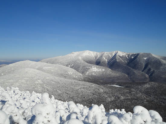 Cannon Mountain and the Franconia Ridge as seen from the North Kinsman vista - Click to enlarge
