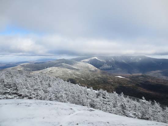 Looking at Cannon Mountain and the Franconia Ridge from the North Kinsman view ledge - Click to enlarge