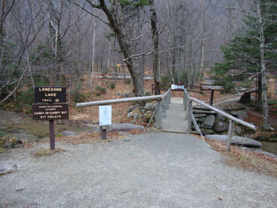 The Lonesome Lake Trail trailhead at Lafayette Place