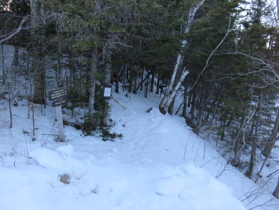 Sugarloaf Trail trailhead