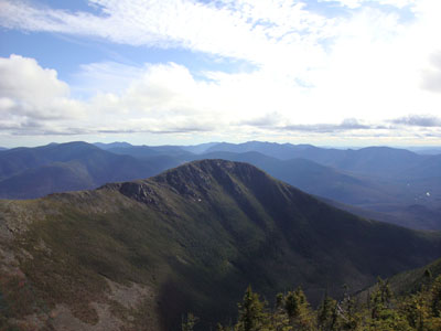 Looking at Bondcliff from the West Bond summit - Click to enlarge