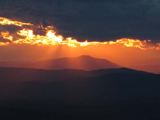 The sunset as seen from Mt. Cardigan - Click to enlarge