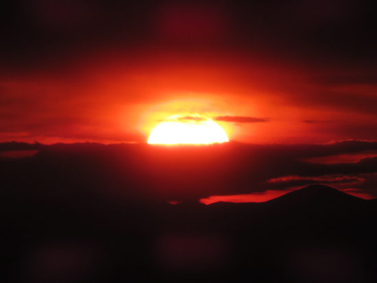 The sunset as seen from Mt. Cardigan - Click to enlarge